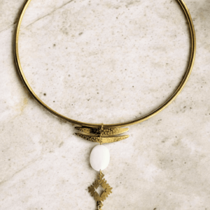 Collier talisman quartz et nacre